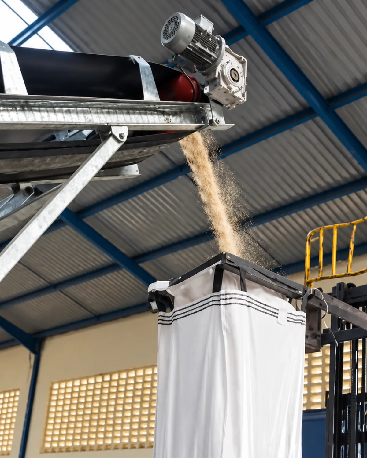 Recovered fertilizer being discharged into a bulk bag during the Mombasa fertilizer recovery project in Kenya